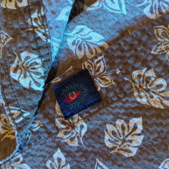 Catalina Short Sleeved Shirt. Sz XL. - Picture 4 of 11